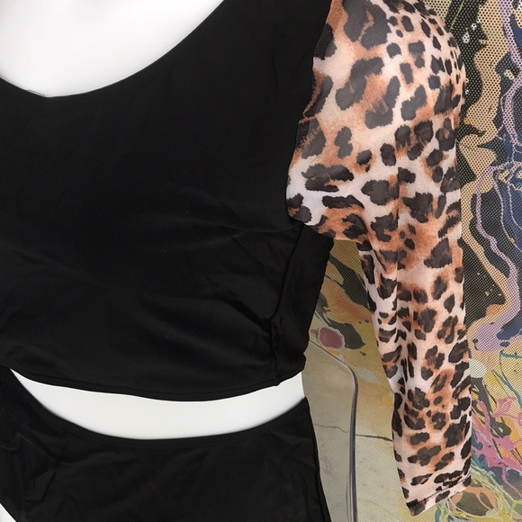 Plus Size Animal Print Mesh Long Sleeve Bikini - Picture 3 of 5
